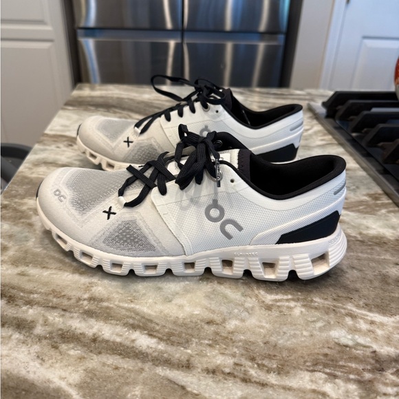 On Cloud Running Cloud X - Picture 2 of 8